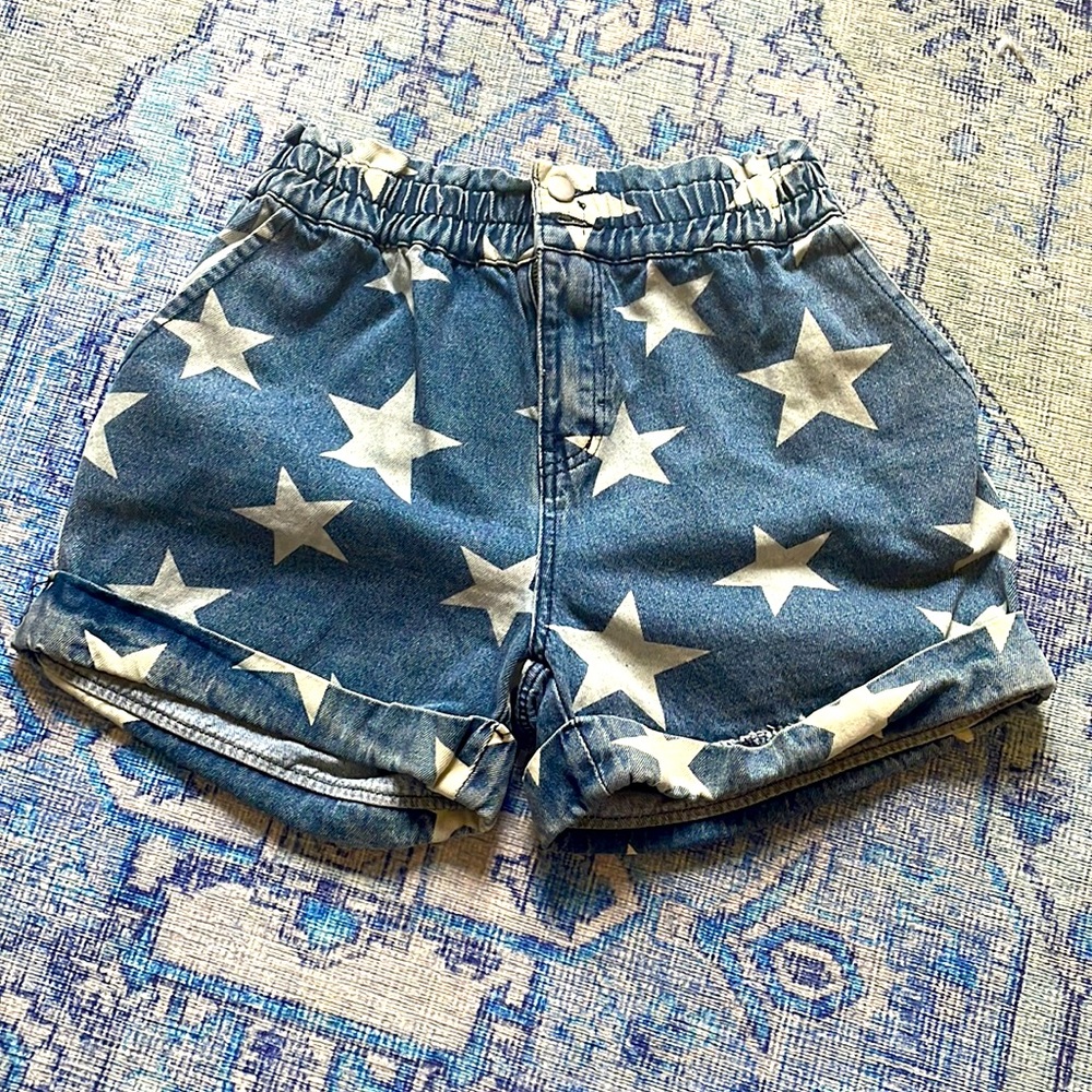 Star print blue Jean shorts